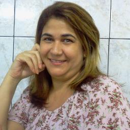 Sou casada com o Edivaldo, um homem de DEUS!.,tenho uma filha Julia,uma benção em nossas vidas! e sou apaixonada por JESUS!!