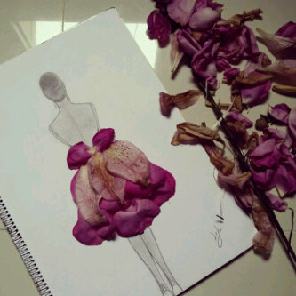 m0oo0n_'s profile picture. انا فتاة ذات حظ مشاكس ومزاج راقص بين التعقل والجنون لم يخلق لي شبيه الا ظلي