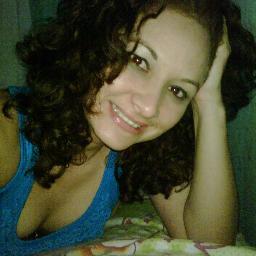 Creo En Dios q me fortalece y me impulsa a seguir siempre adelante,a pesar de las adversidades