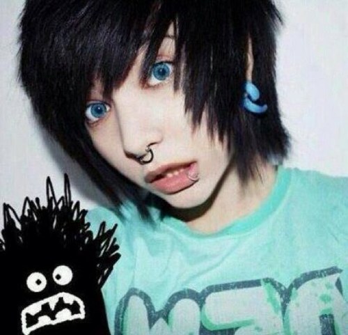 Hi. I'm Phantom. I'm nothing great, yet Brad thinks I'm something. Brad is my fucking stunning, beautiful, kind boyfriend..