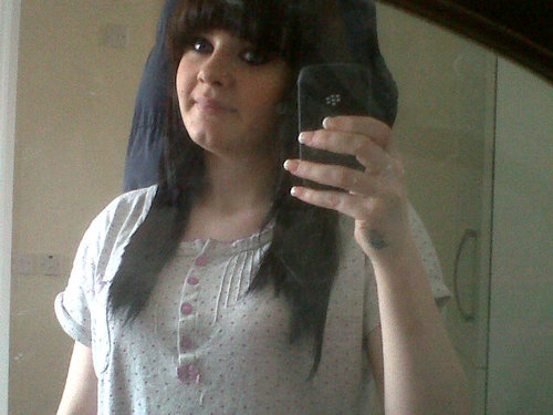 I am 19 with a gorgeous little girl Maci-Louise. I love her more than anything in the world an i love you more than anything in the world. Xxxxxx