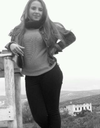 MariaFunes10's profile picture. 