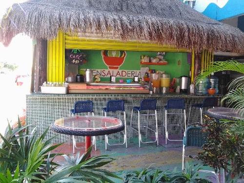 Elaboracion y distribucion de productos y comida gourmet - Bar - Bistro - Restaurant - Terrace
Calle 34 entre 25 y 30 Ave., Playa del Carmen, 77710, Mexico