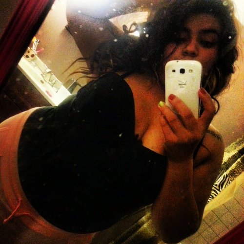 lov_me_forever_'s profile picture. 