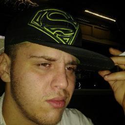 im just your average guy with weird thoughts. my friends call me poptart. i smoke weed. i play paintball. yup normal dude here..