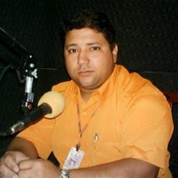 Radialista, apresentador do Programa Tribuna Livre na rádio AG FM 99,9, casado com Celma, pai de Alexander Junior e Anny Evelyn, amo a terra que moro União.