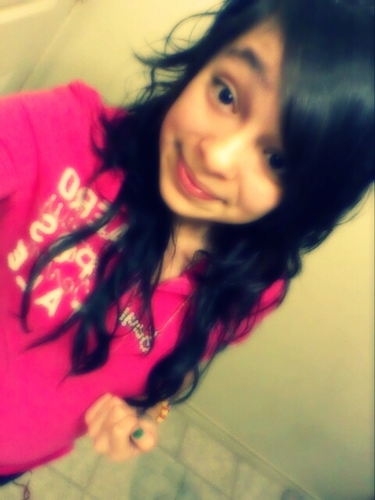 Taken Doe(: #ImNice #CoolToTalkTo ^_ #ImHaveMyRandomMoments!c: #JustFollow!c;