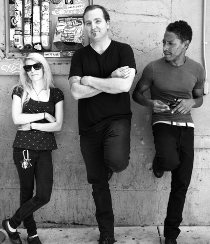 SuperfinosVTO's profile picture. Imagine Chuck Berry and Joan Jett having a kid and naming it Buzzo!