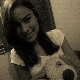 Anota ai: Eu não preciso que ninguém finja que gosta de mim..!  (=
           ♥♥♥