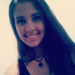 Sou como você me vê.
Posso ser leve como uma brisa ou forte como uma ventania,
Depende de quando e como você me vê passar.
Clarice Lispector