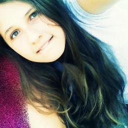 Sou chata irritante , Mais sou legal minha mãe acha u.u