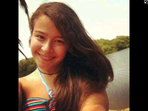 13. Colombo-venezolana. No soy feimus. Cinta negra en hacer chistes chimbos.