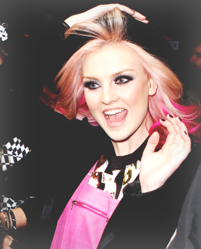 Mind Fuck! Its perrie berry, @LouisThatFake is mine ;) loving him forever. Its in his DNA. Engagged to him he stole my heart so im stealing his last name
