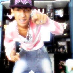 Coé' Brabona dele ake Só pra avisa fãs ele ja tem dona tah e soh eu runf' eu amo mto esse menino e agradeço tdos' os dias por te ele em minha vida p. @_Moongaa♥
