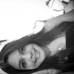 TatiCardoso0's profile picture. 