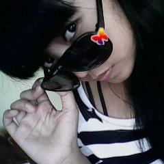 OlivianiPutri's profile picture. my live my advanture