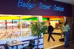 UWLSublneReport's profile picture. This is the UWL Subshop line report. Tweet updates or pictures of the line at this account and I will tweet line status hopefully at least once an hour.