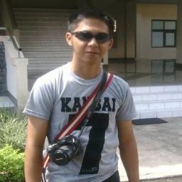 Thaqdim's profile picture. 