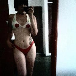 25 años / Soltera / me gusta salir y divertirme soy muy sincera si algo no me gusta simplemente lo digo me gusta conocer nuevos amigos pero 0 morbosos ok