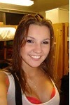 hola!! soy daniela y quiero conocer amigos en la web, me gusta usar mi webcam para divertirme, mandenme una solicitud de amistad y siganme.
