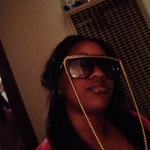 R3dRobinYumm's profile picture. 