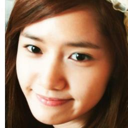 As salam my name. Nora Alina
I like to make friends & love Kpop ^_^