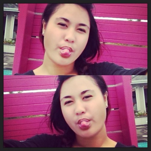hey Alyscia is the name.... I like making new friends so follow me and i will follow back okay bye bye :)