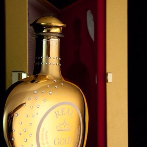 AceiteOlivaReal's profile picture. Empresa productora del Mejor Aceite de Oliva de Lujo del mundo. Producer of the Best Luxury Olive Oil in the world.