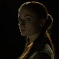 Soy Sansa Stark, hija de Lord Eddard y Lady Catelyn, la sangre de Invernalia.
  No Asociada A HBO