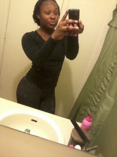 -` I Hurt Feeling , I Break Hearts , I Stay Quiet & Play Smart ツ Follow Me & Mention Me Follow Back , Fuk Beek IM GETTIN MONEY ツ Follow My Twinn @ObeyDaedae ♥