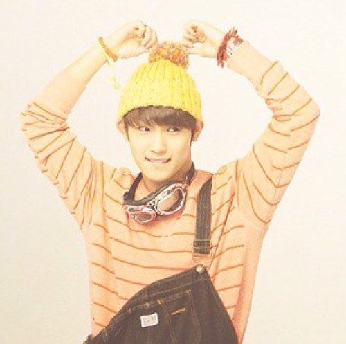 verified roleplayer @Flapjackrp | im hyunsik of btob| #92liner [0307] | i know i'm sexaaaay
