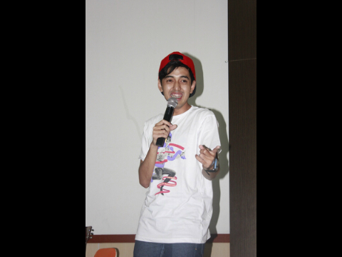 12Juli2012• Always support @kemalpalevi| followed by Kemal Palevi on 150912 :))| admin: @dheauly @beebeechubby