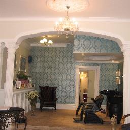 The salon boasts a rich yet relaxing and friendly atmosphere. Here our philosophy is to maintain healthy hair and create a personal experience every visit.