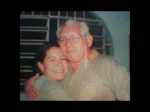 Mujer, Hija, Amiga, Esposa.
Mamá de Melissa y Alejandro....