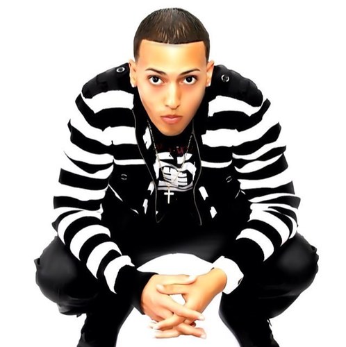 Xavier El Trueno, nuevo talento en el genero Reggaeton Urbano. Contrataciones:(609)674-1519 XavierElTruenoBOOKING@Gmail.com