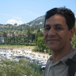 saidkaced's profile picture. Journaliste et romancier (Le Relais de l'errance aux éditions http://t.co/LMIslz4xw6).