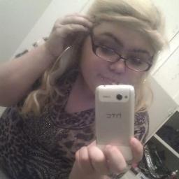 I TELL HER POP THAT PUSSY FOR A REAL NIGGAH. ((;