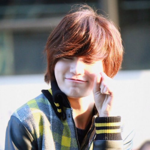 SungJong ( ro ) bot . It is not real . start 2013.3 / 27 ~ . 仲良くなったらたくさん甘えます DM BL R18 / 対応