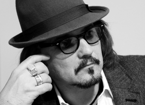 Johnny Depp fan and professional lookalike.  Living in SE England
email: johnnydepp61@hotmail.co.uk for booking information.
Thanks ;-)
