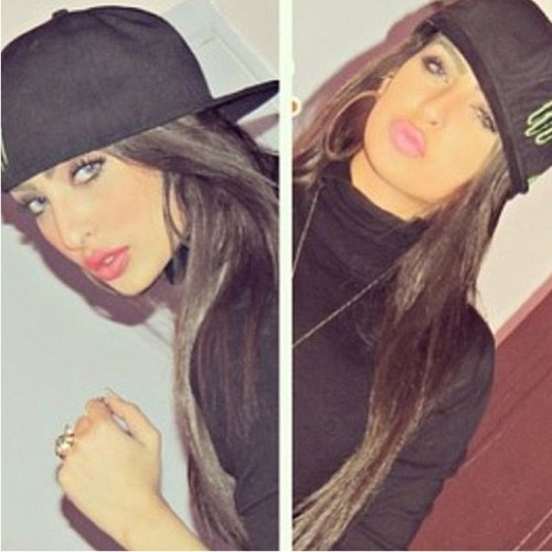 MUSLIM * SAUDIA ARABIA * BELLYDANCE