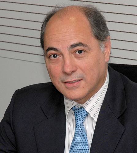 +40 años de práctica profesional en auditoría de cuentas, transacciones y consultoria de empresas. Piloto privado IR. Cuenta de opiniones personales