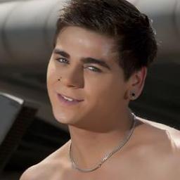 Weee, emmmm sy fan del hermoso de Matismile desde que llegó a Calle7... mm, tambien es mi platónico y lo siguo a dnde valla.  ah, Sy de Uruguay... :D