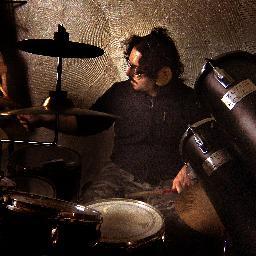 Drumming experimentations with some romanticism.
https://t.co/Kws85YVTNf…