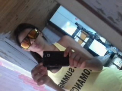 sou unica,verdadeira e sincera bem sincera ♥