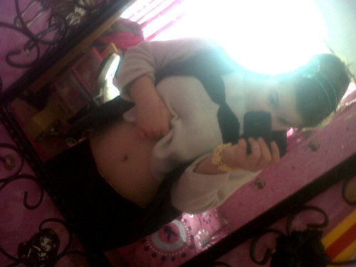 iNATALIELOVEJOY's profile picture. hey peasants,I'm married to @niallofficial,ye,from @onedirection?,ye bitches he's my world&everyfink,hurt him,or the rest of @onedirection,ill break yo face,k?