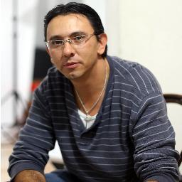 Naci en la ciudad de Cali, pero soy Pereirano de crianza, me gustan los deportes y el cine, me gusta hacer amigos.
