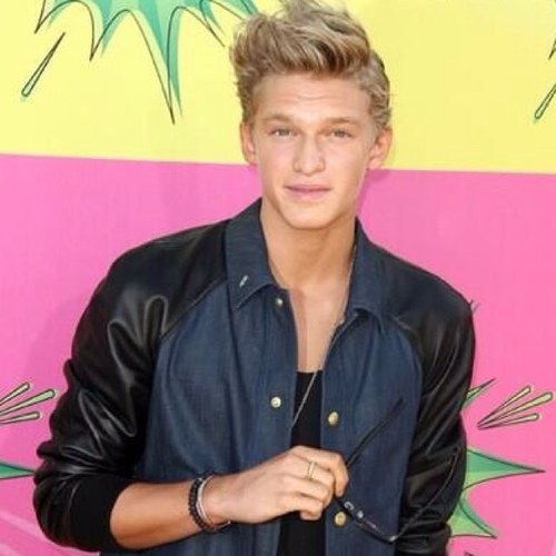 We're two dedicated Angels who love & support @CodySimpson!