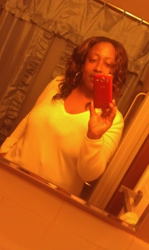 lela_lg's profile picture. 