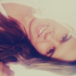 Recuso-me a ficar triste. Sejamos alegres. ;]  
http://t.co/XstrDSZ1ZJ