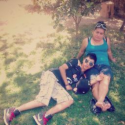 Pues Nada, Soy Alan Y Me Gusta Estar Con Mi Novia Y Jugar Xbox *w* xDD